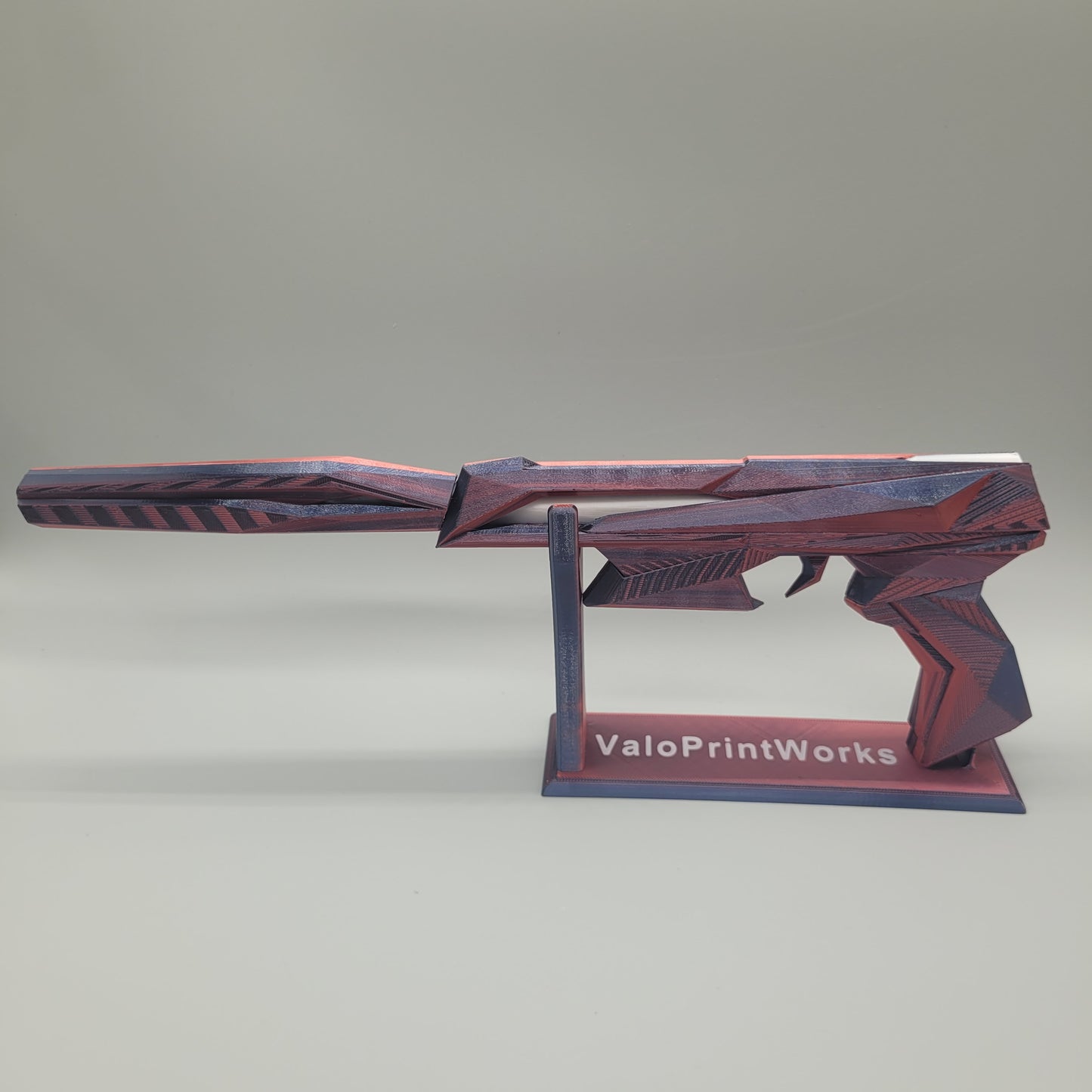 Singularity Ghost Rot Schwarz Weiß mit Ständer